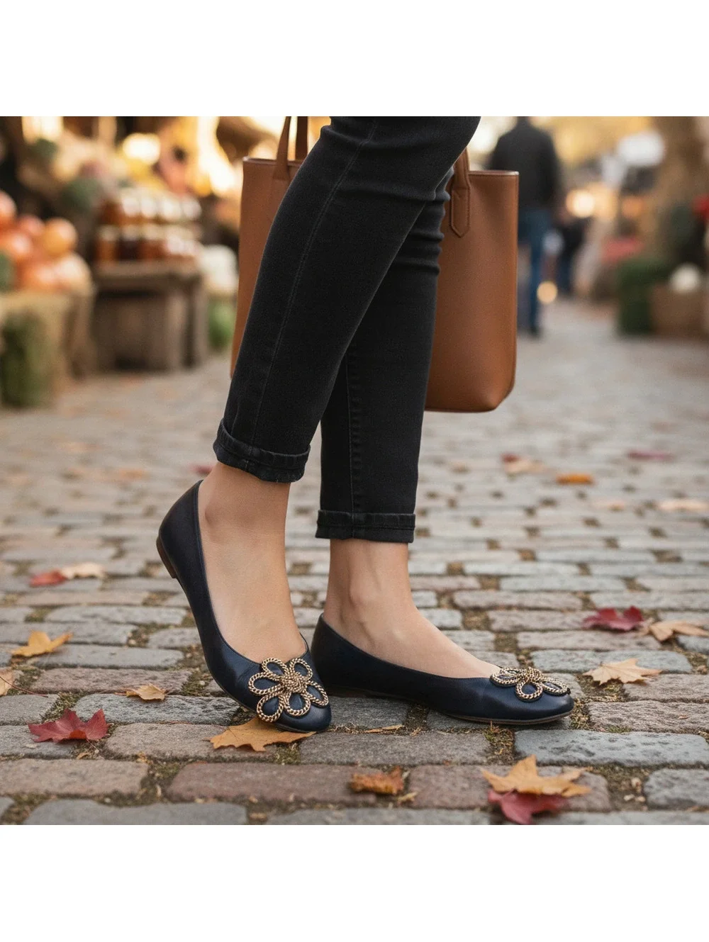 Chloé Chain Flower Ballet Flats | Navy Leather Medallion Slip-On Shoes 39.5 EU